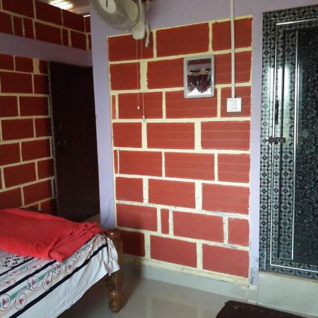 Saif Home Stay Kushālnagar Dış mekan fotoğraf